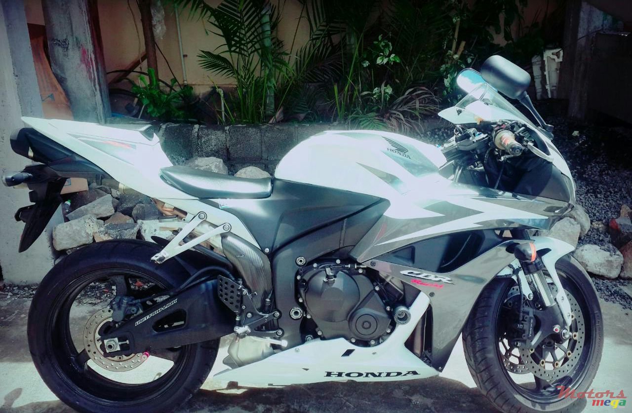 2012' Honda photo #3