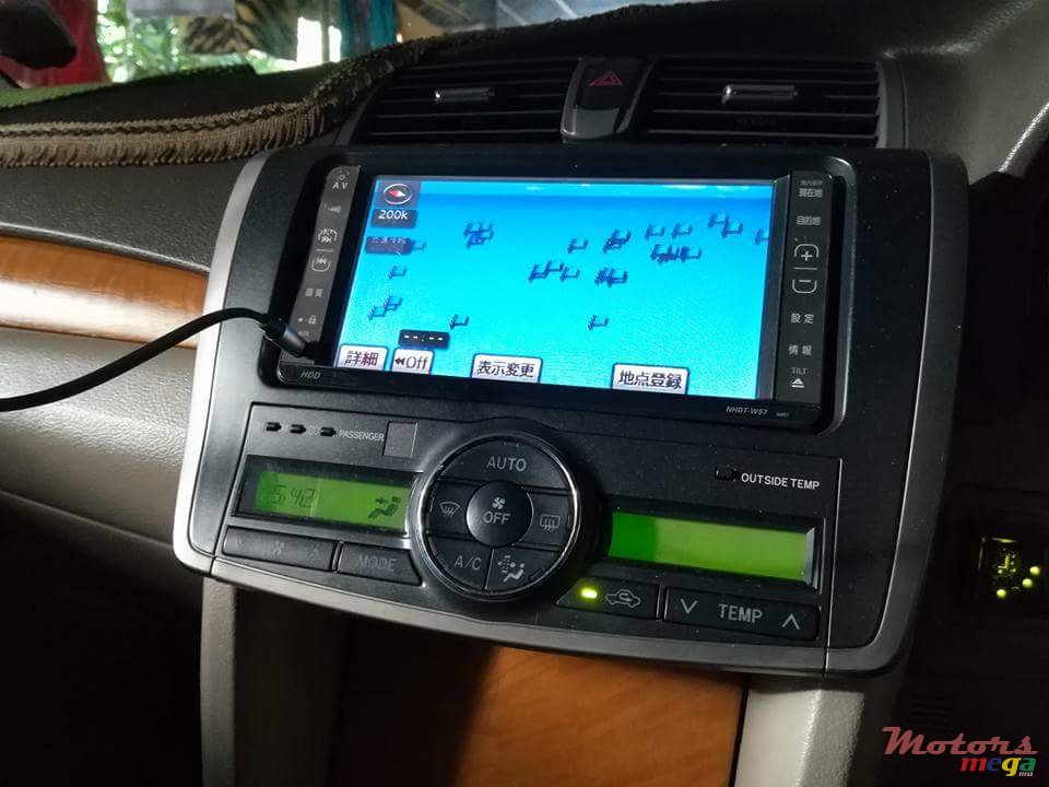 2008' Toyota Premio photo #3