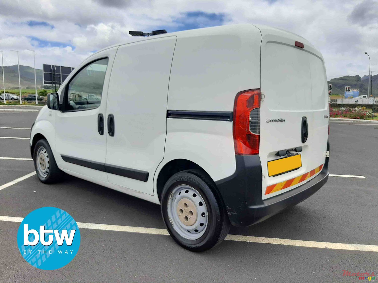 2013' Citroen Nemo photo #3