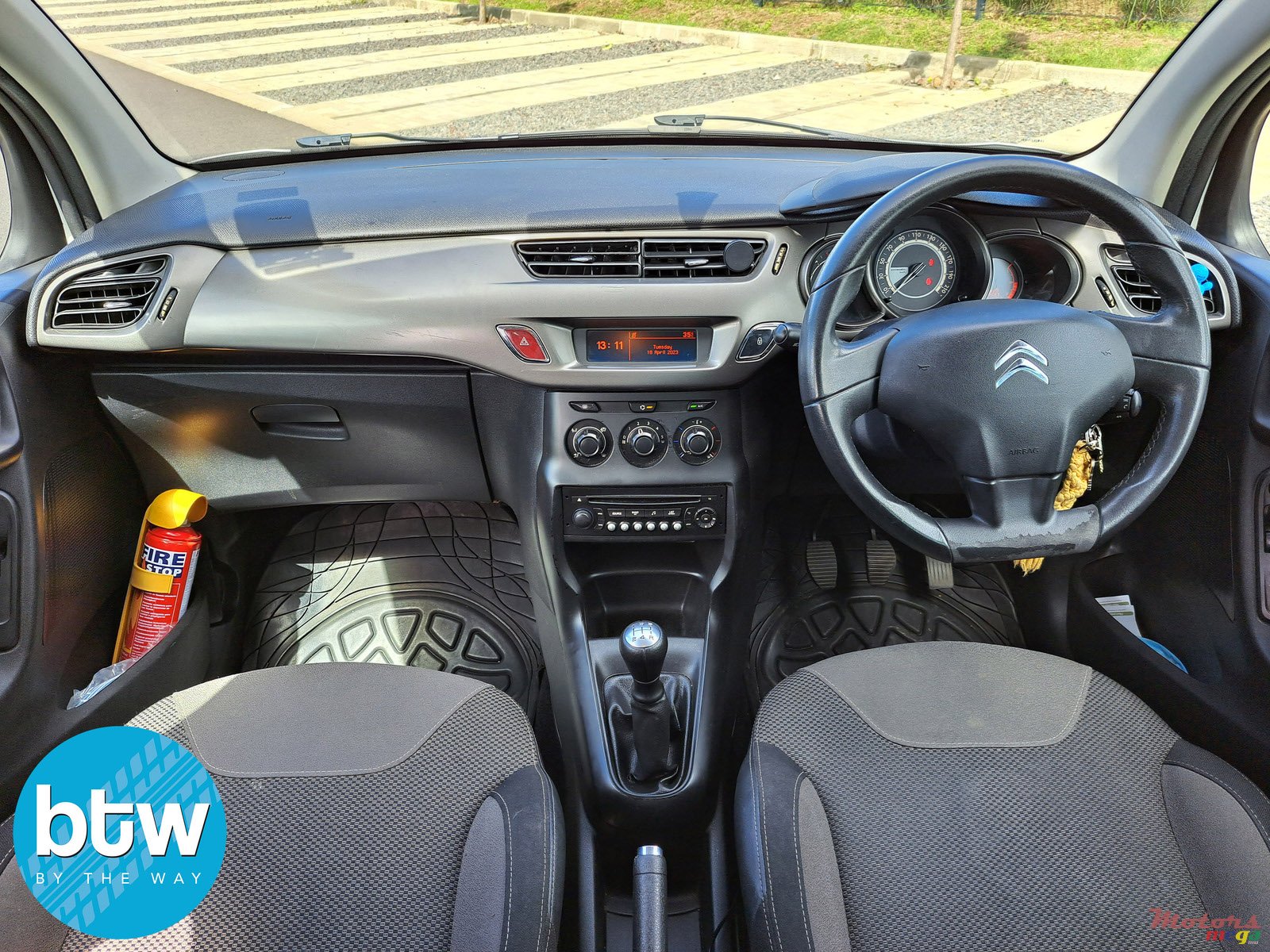 2013' Citroen C3 photo #6