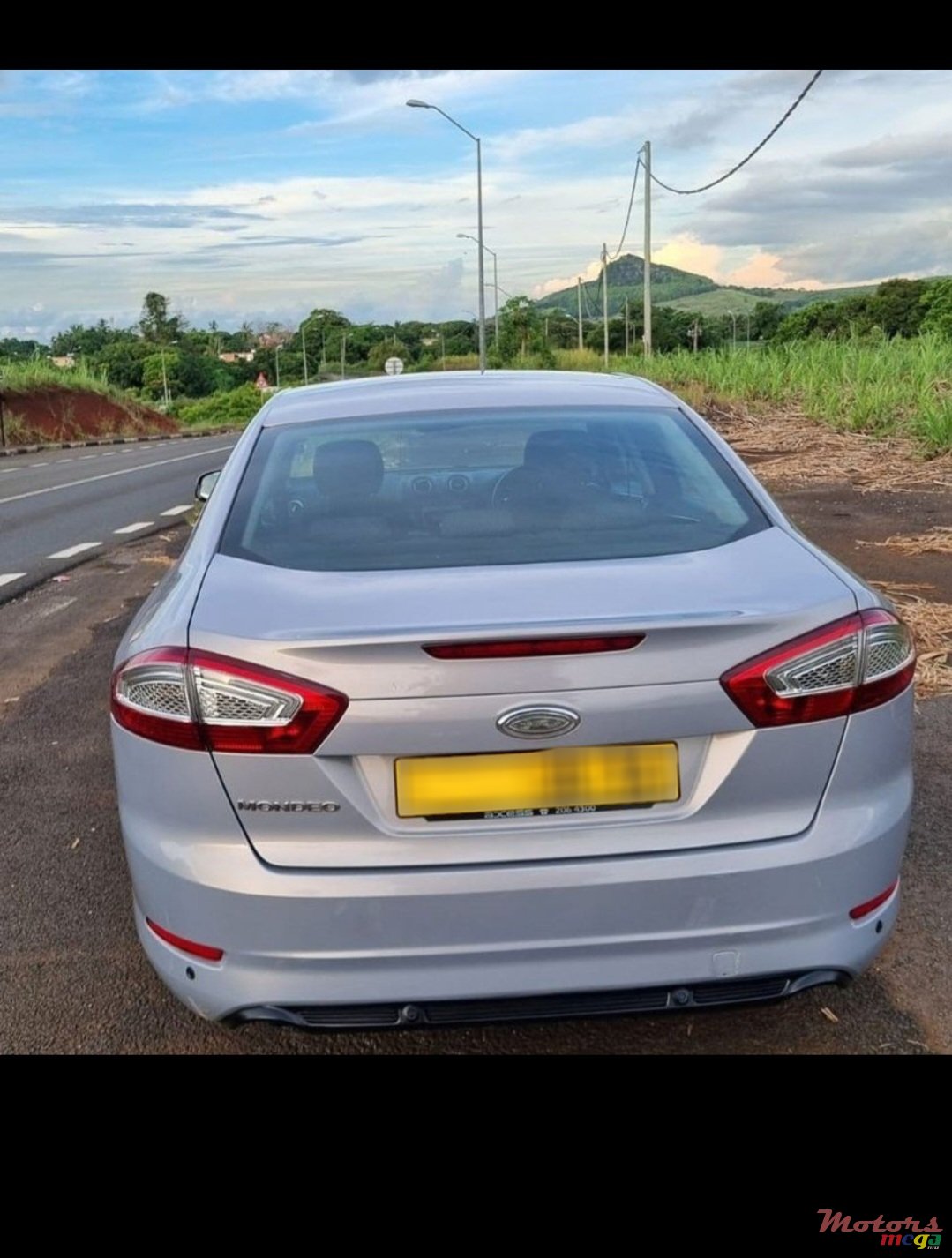 2014' Ford Mondeo photo #6