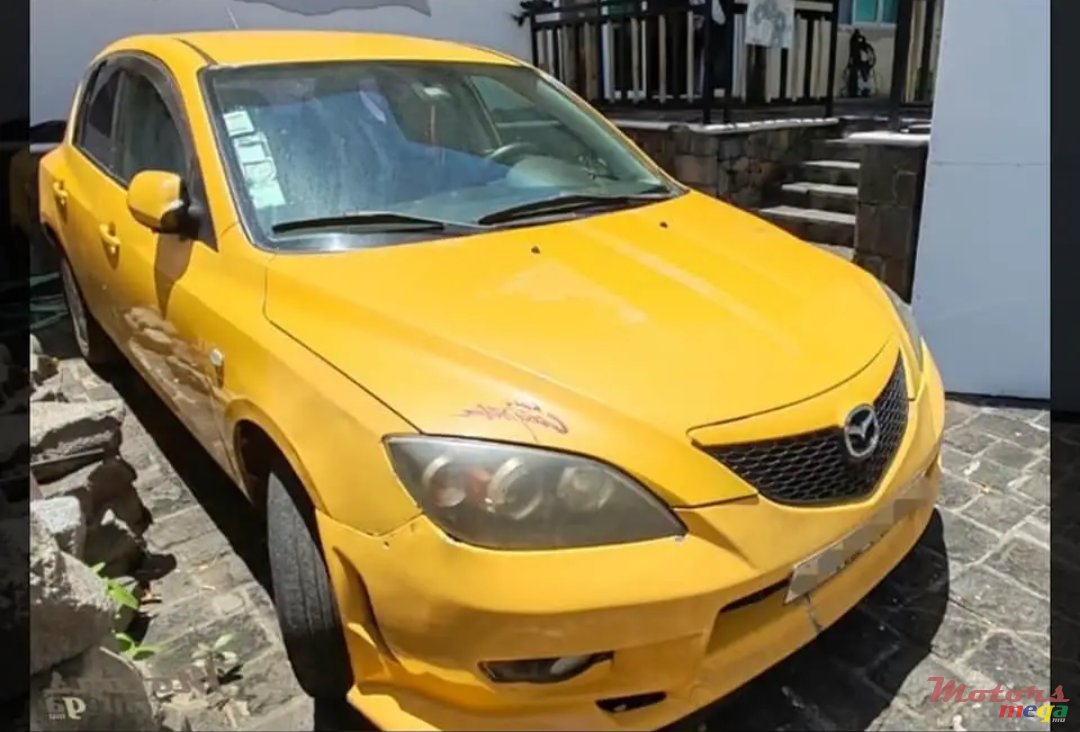 2004' Mazda photo #1