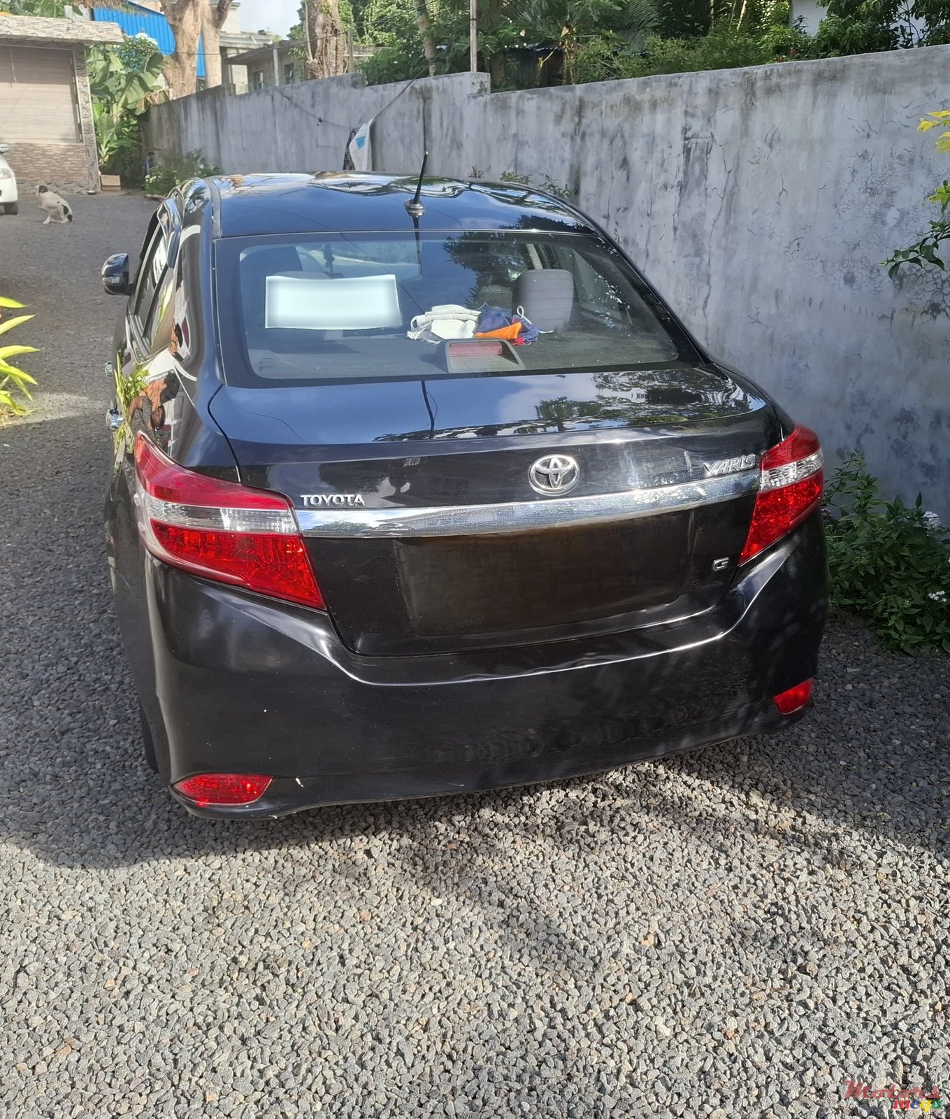 2016' Toyota Yaris None photo #3