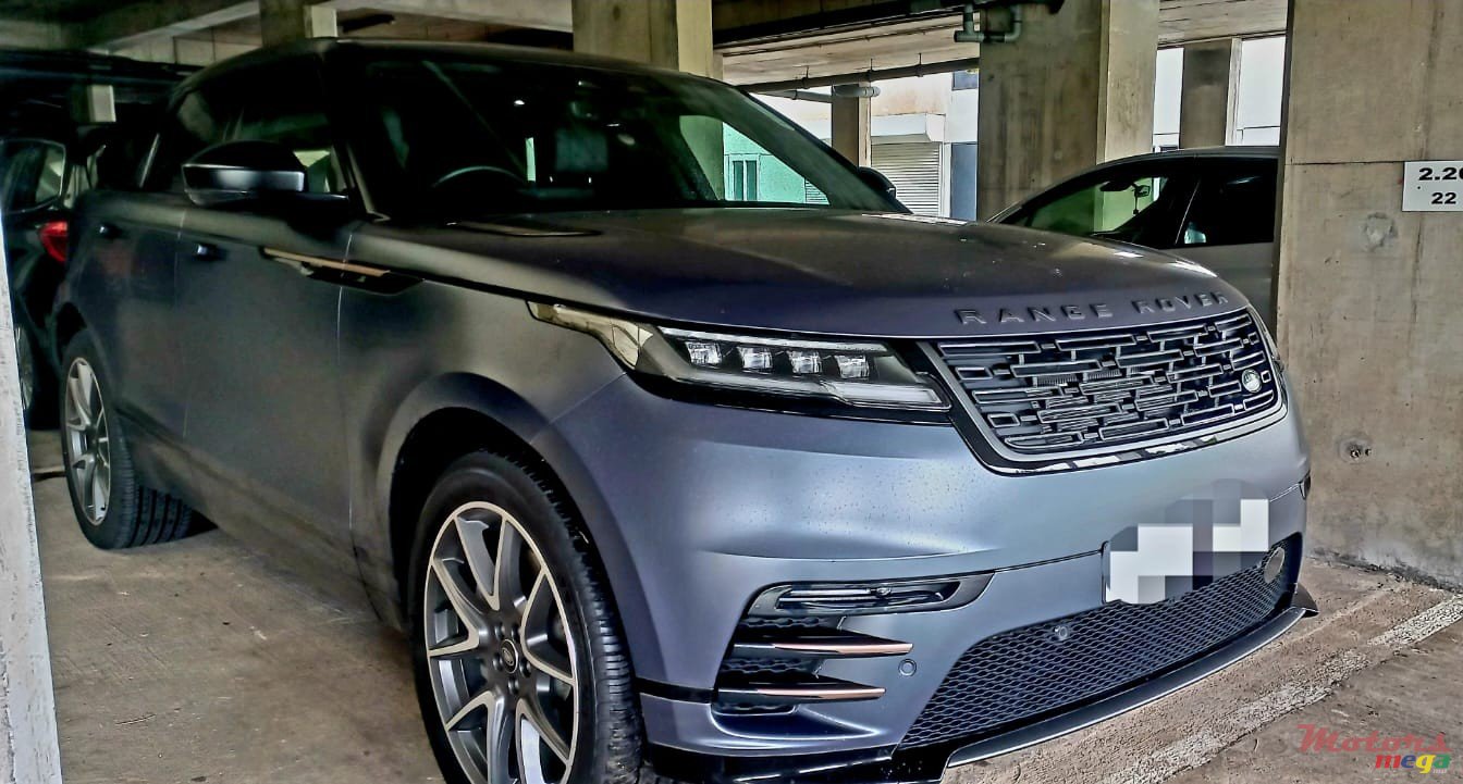 2024' Land Rover Range Rover Velar photo #1