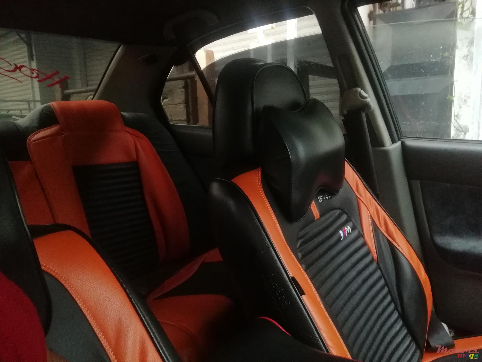 1998' Mitsubishi Galant photo #2