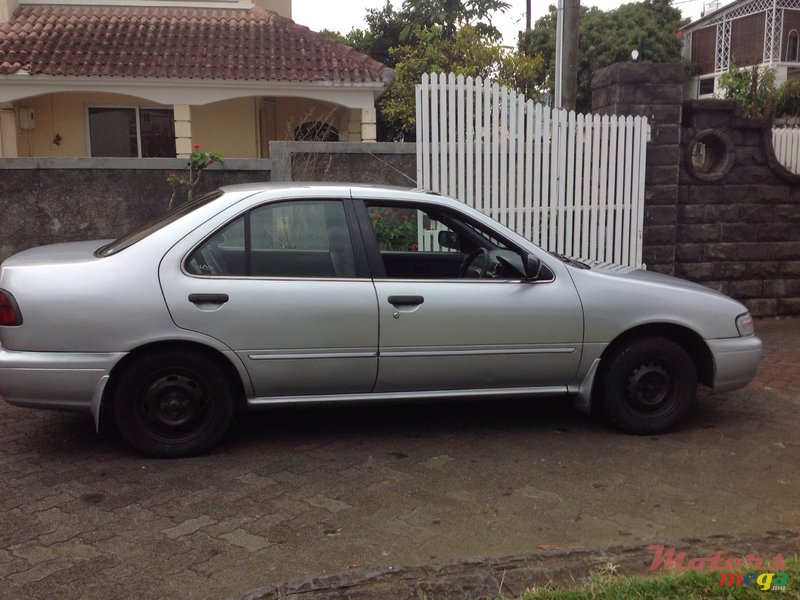 1998' Nissan Sunny photo #3