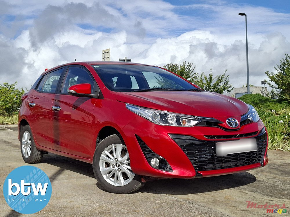 2019' Toyota Yaris photo #1