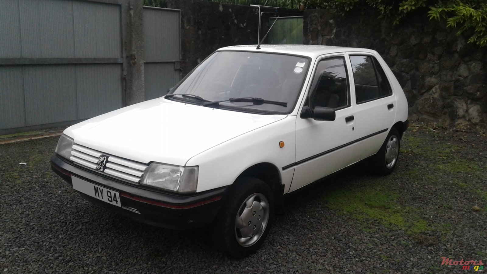 1994' Peugeot 205 photo #2