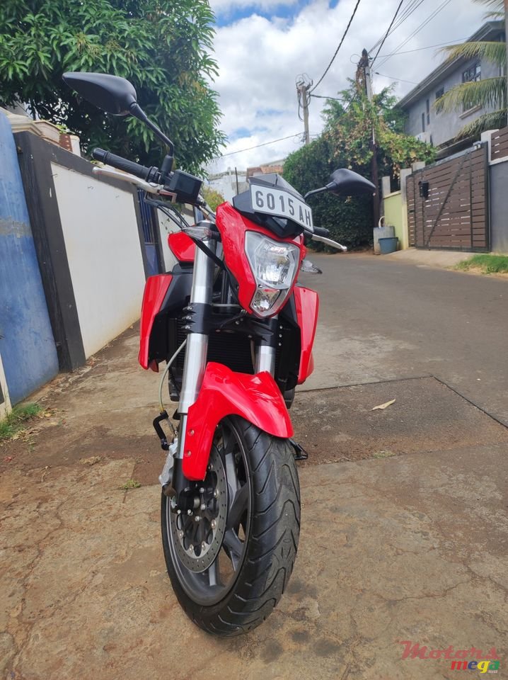 2022' Benelli TNT 600S photo #6