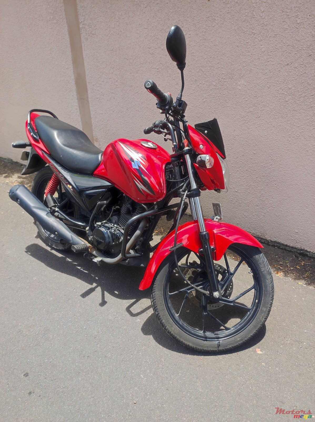 2016' Suzuki GT 125 Slingshot plus photo #1