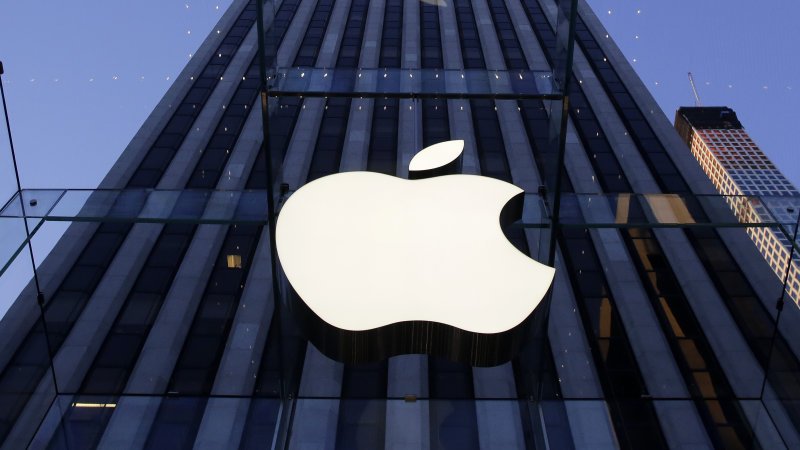 Apple Hires Tesla Engineer To Head Car Project, Report Says