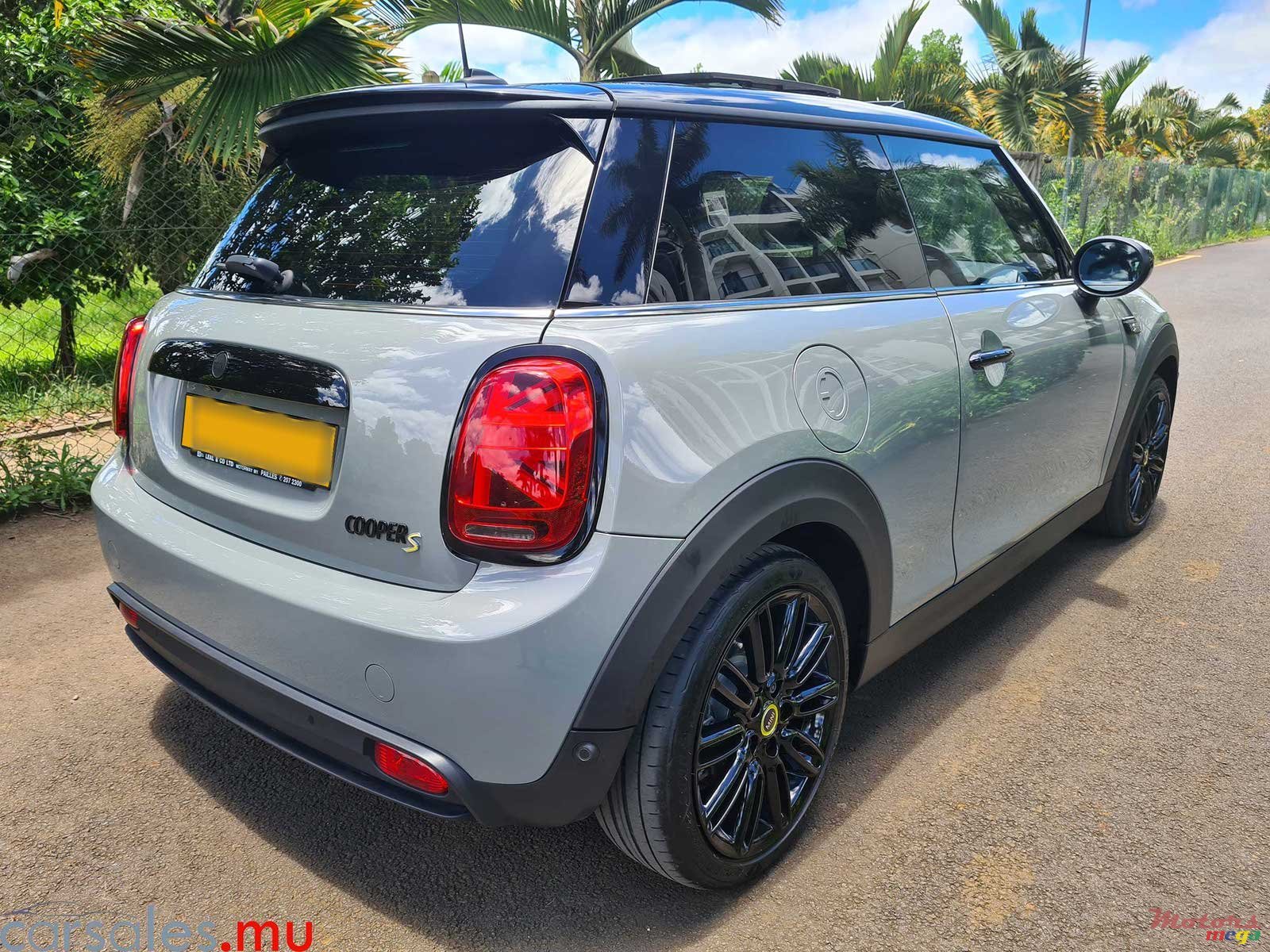 2022' MINI Cooper S photo #3