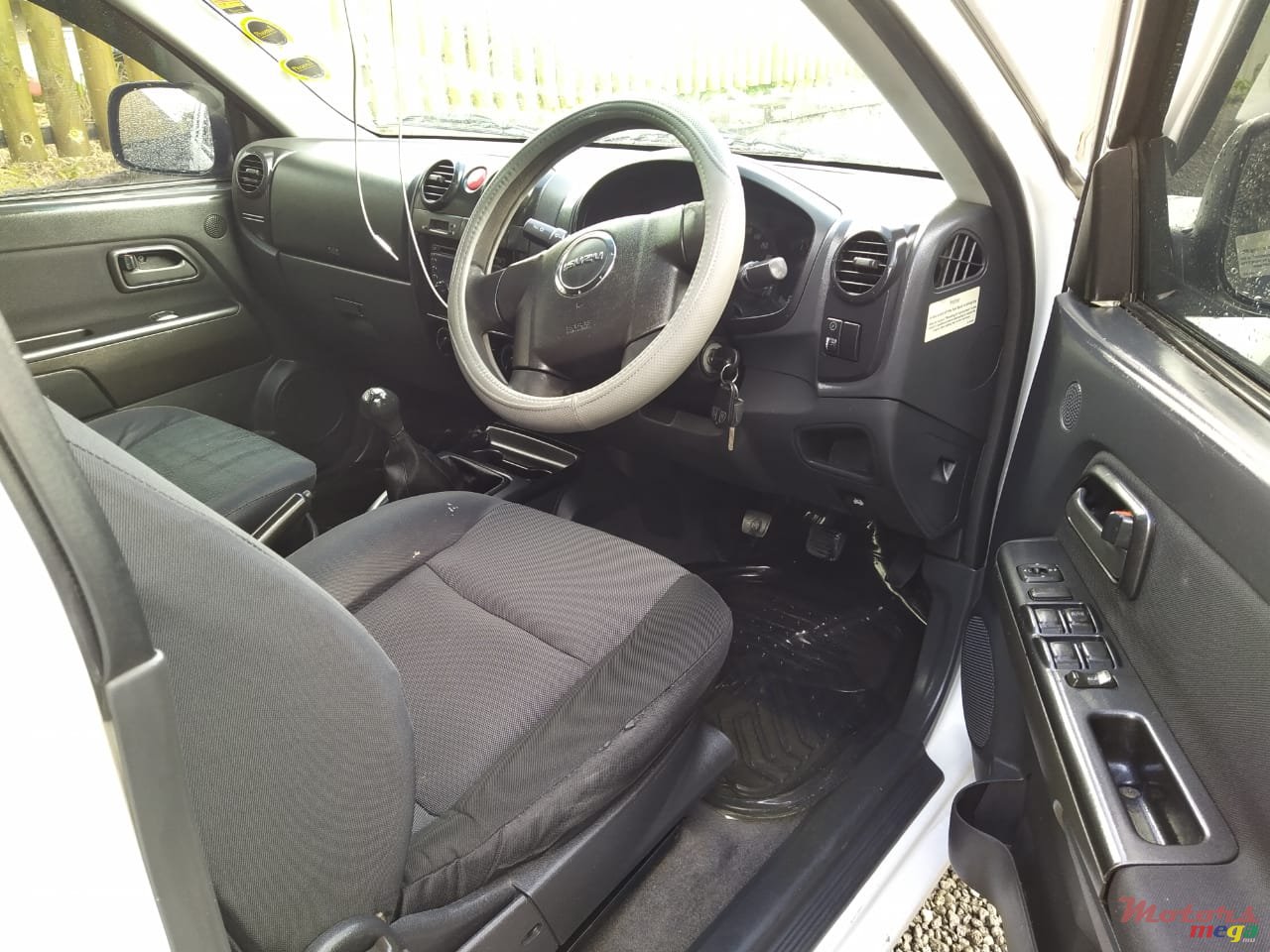 2010' Isuzu KB Series photo #5