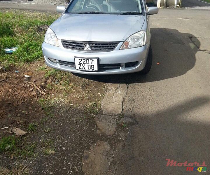 2008' Mitsubishi Lancer photo #1