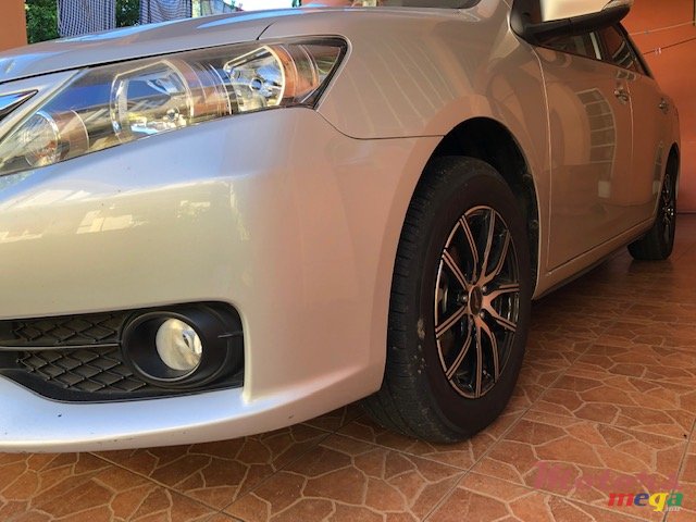 2014' Toyota Axio Allion photo #3
