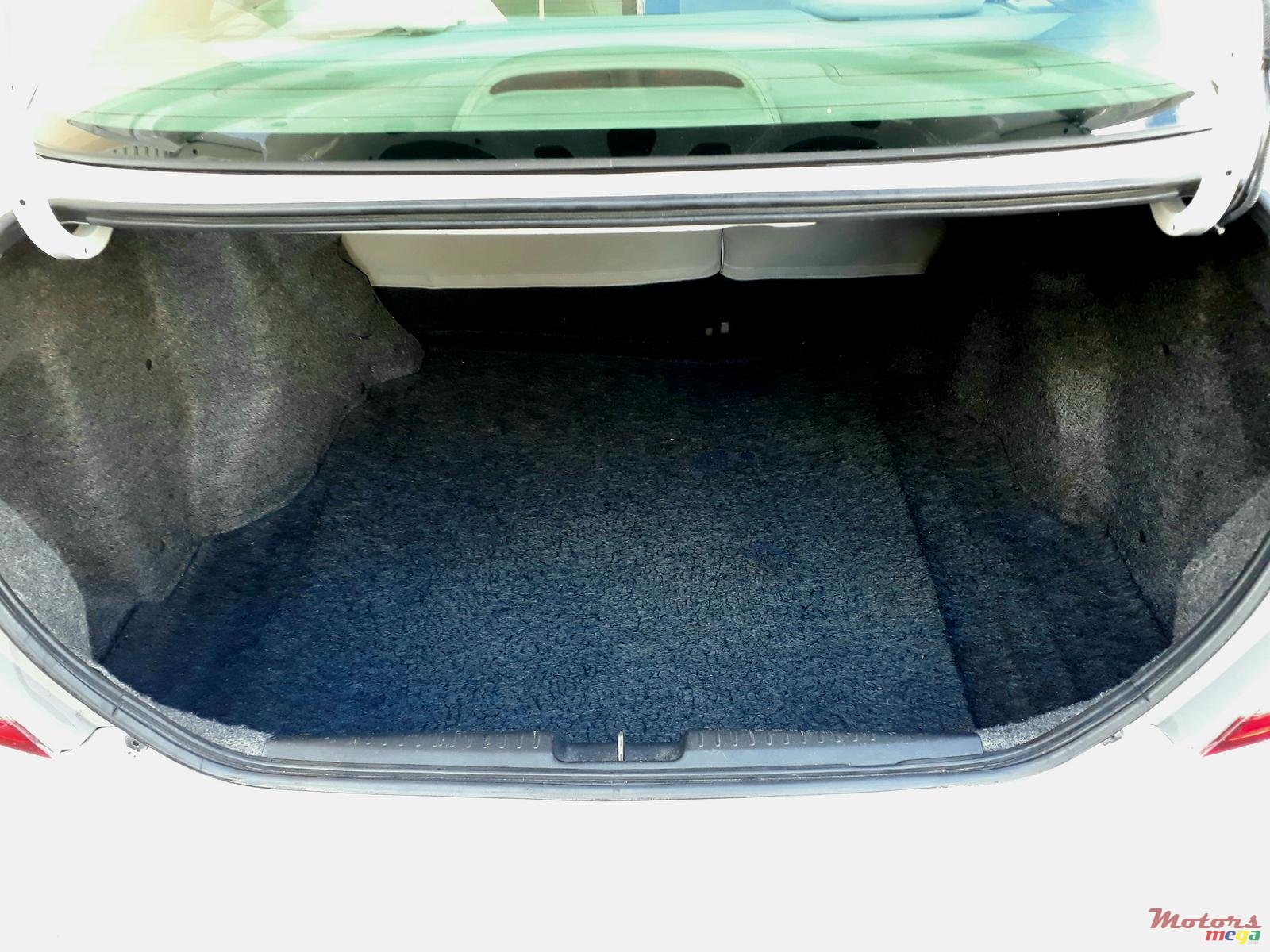 2003' Honda Fit Aria photo #7