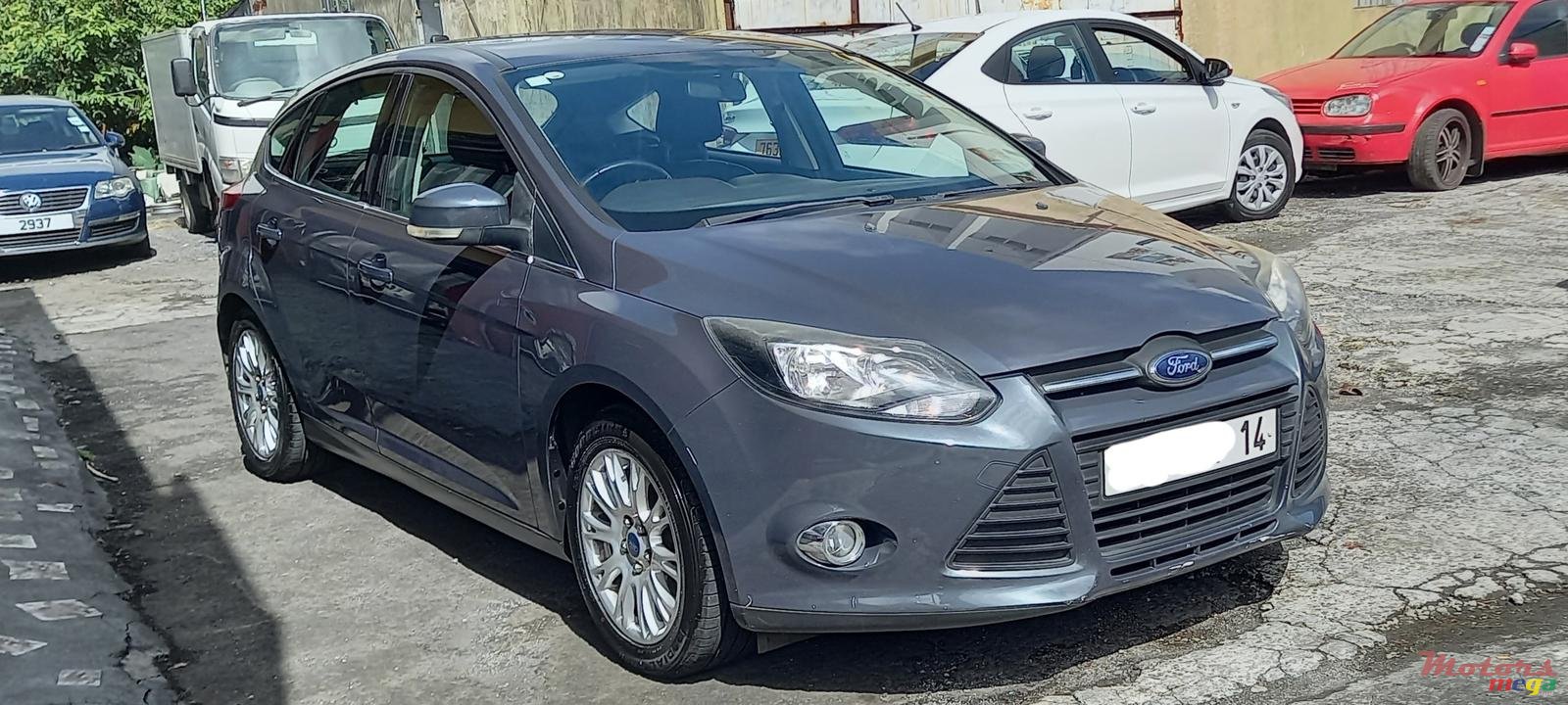 2014' Ford Focus photo #1