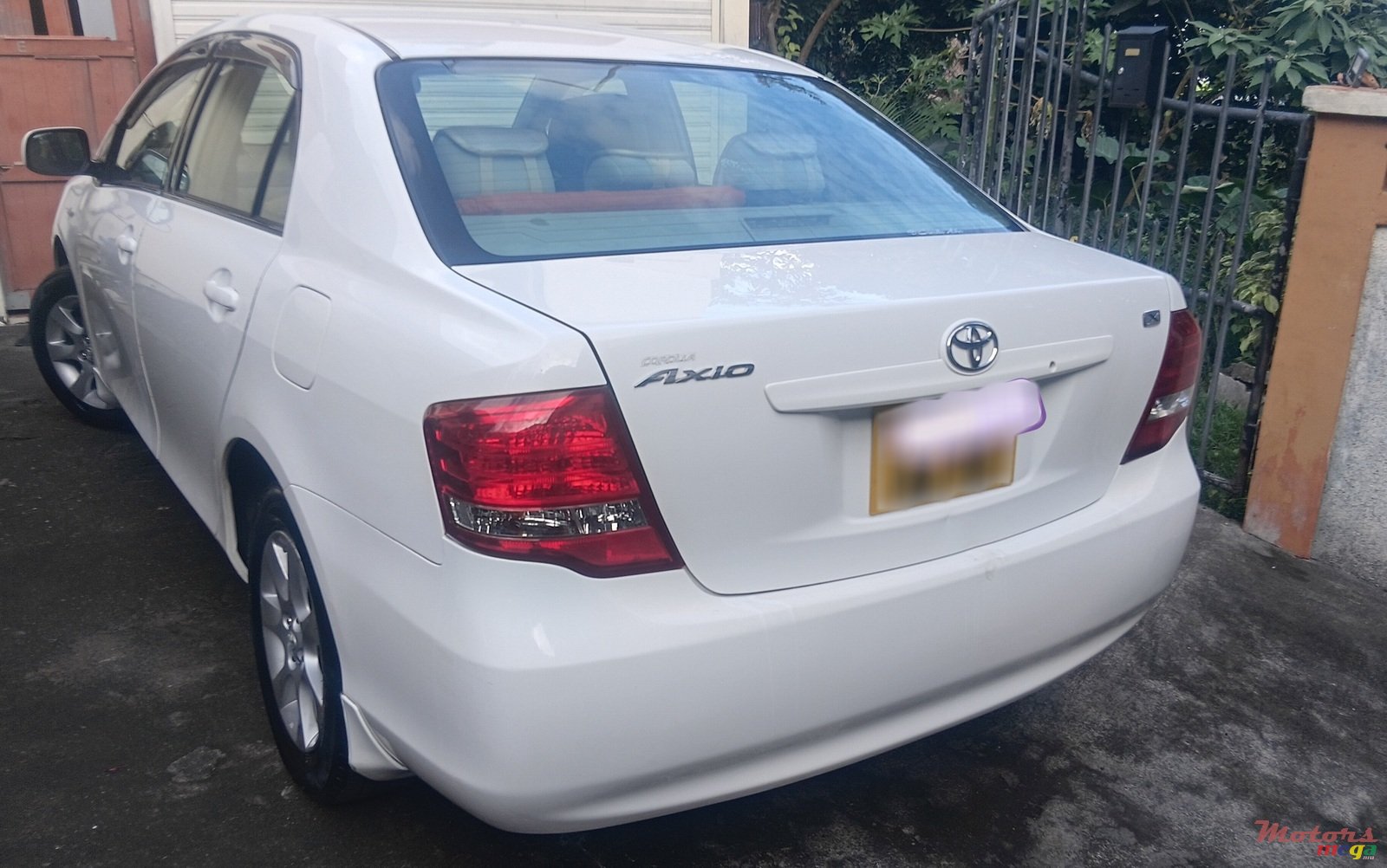 2012' Toyota Axio Original photo #2