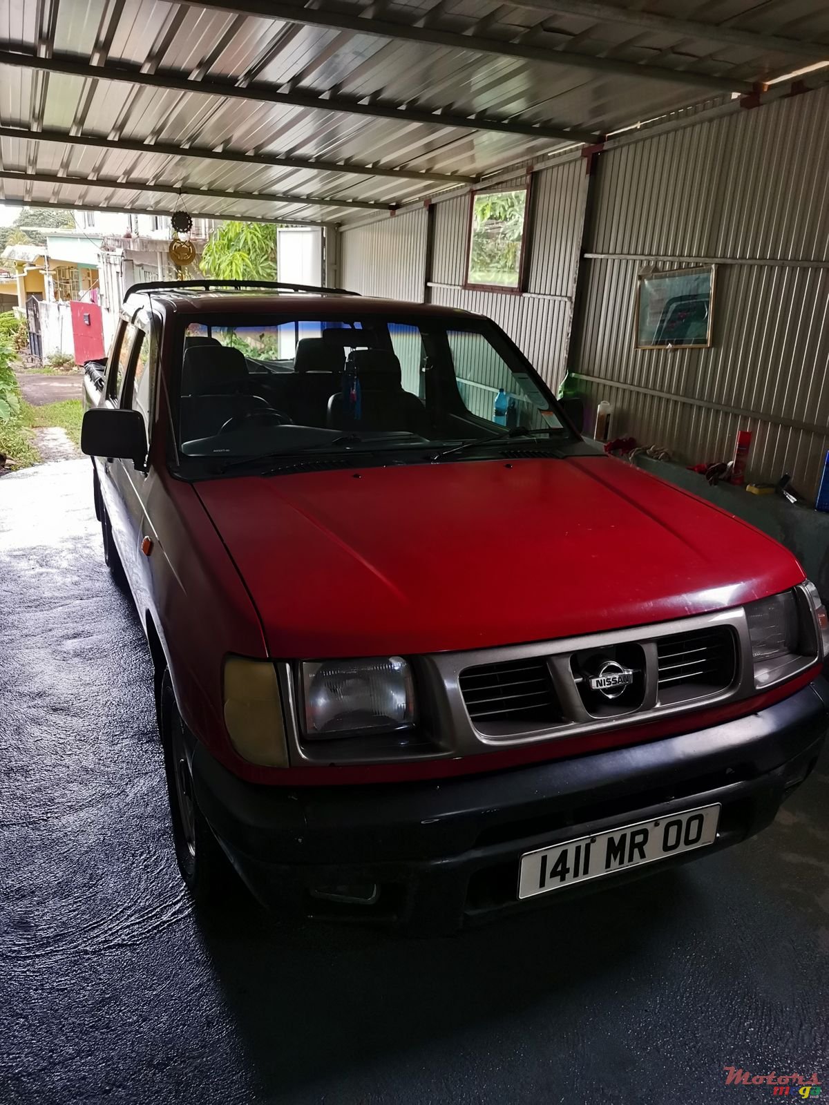 2000' Nissan Hardbody photo #6