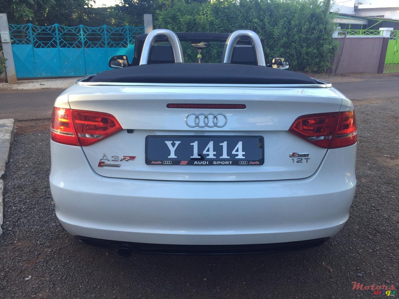 2010' Audi A3 S-Line Convertible photo #5