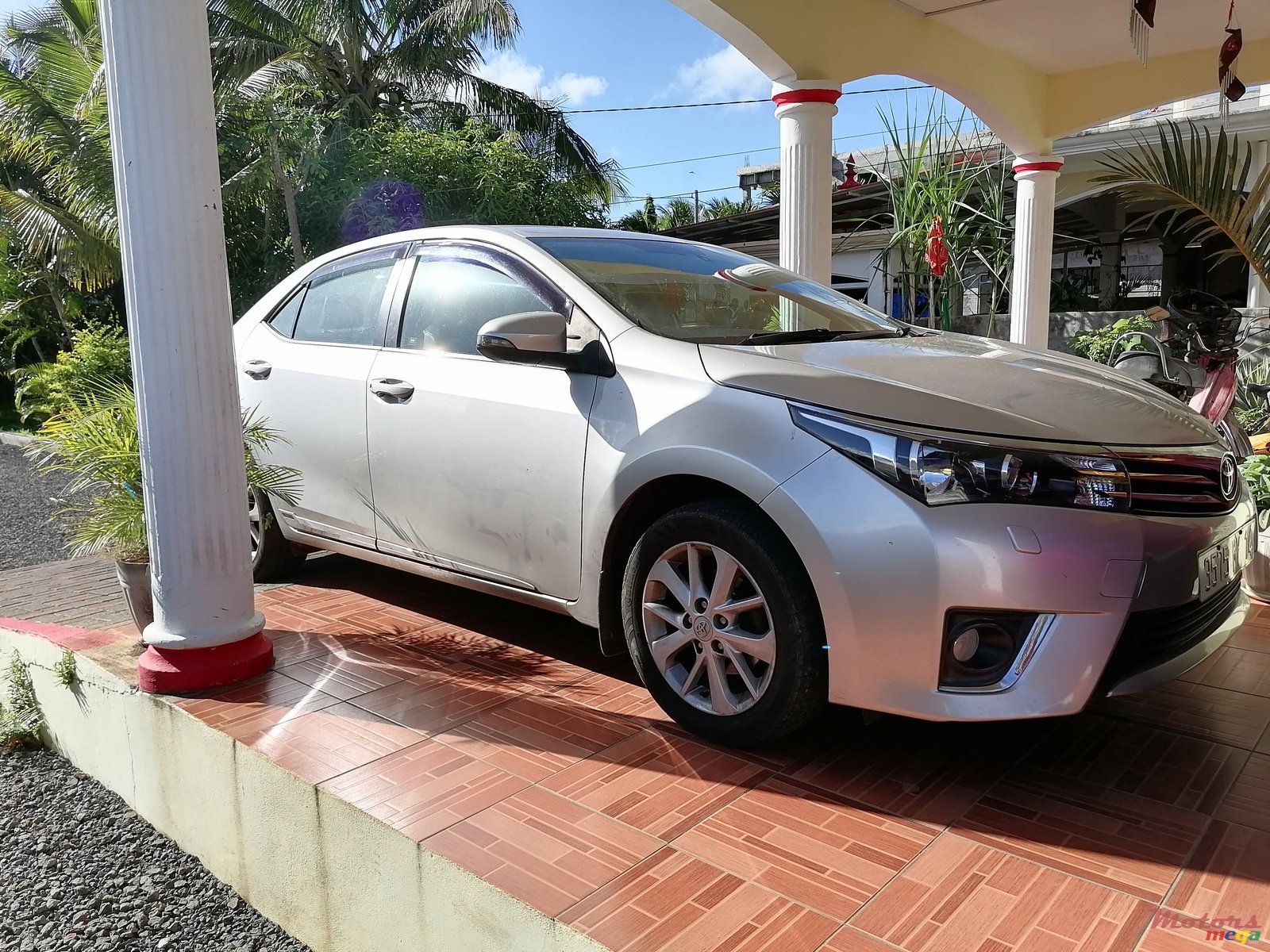 2014' Toyota Corolla photo #1