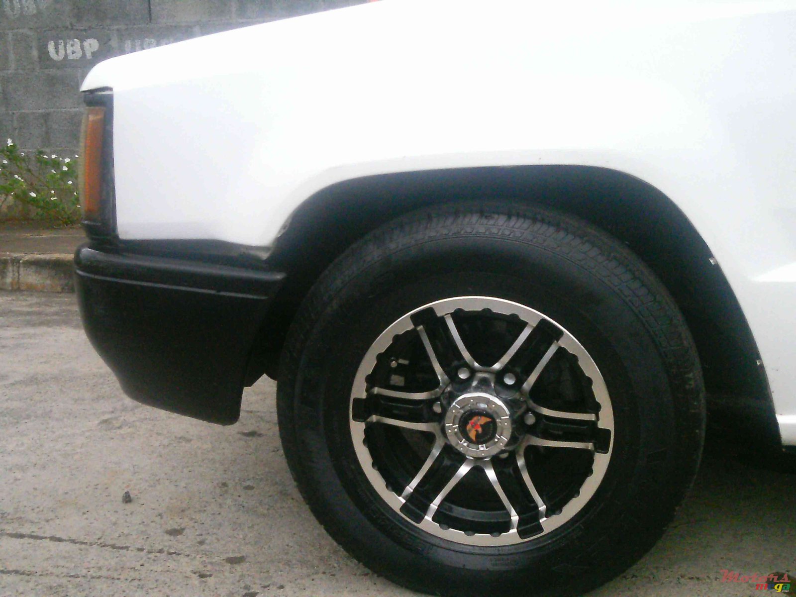 2000' Mitsubishi L200 photo #4