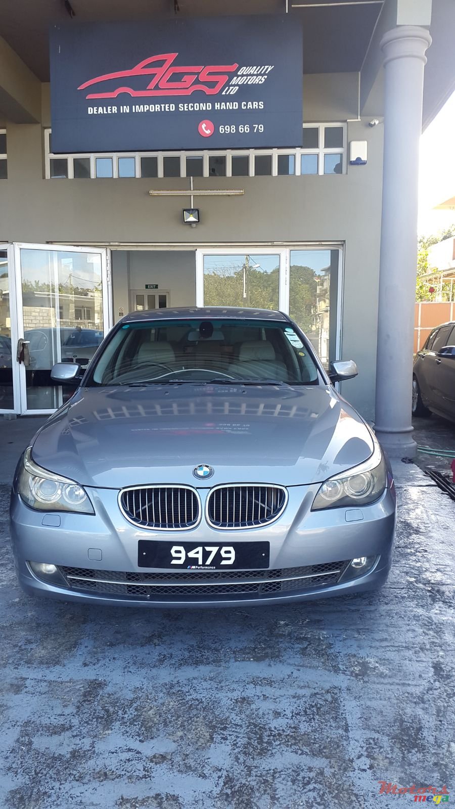 2004' BMW 530 photo #1