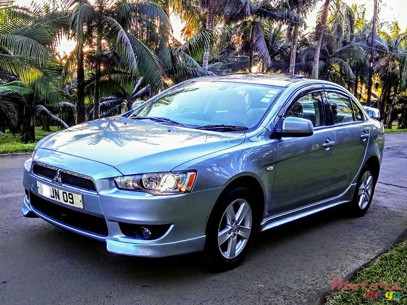 2009' Mitsubishi Lancer EX GLS Full Executive photo #2