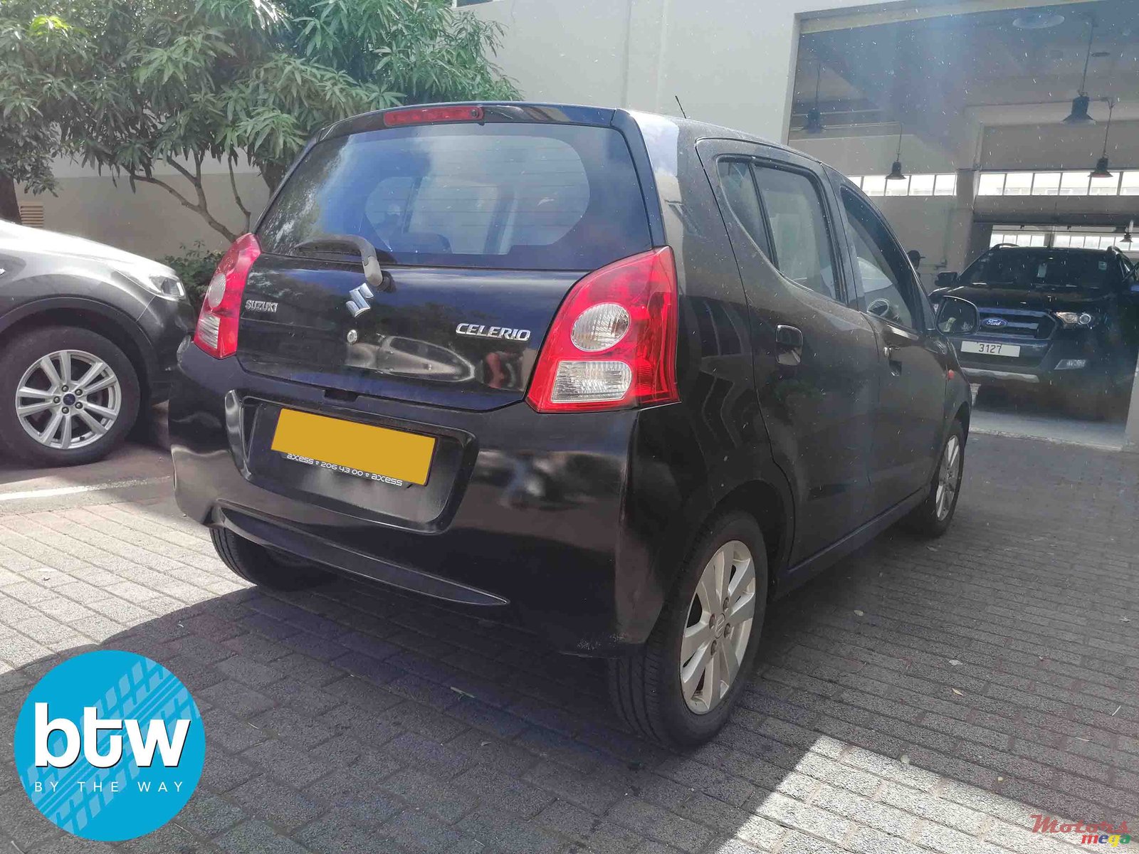 2011' Suzuki Celerio photo #2