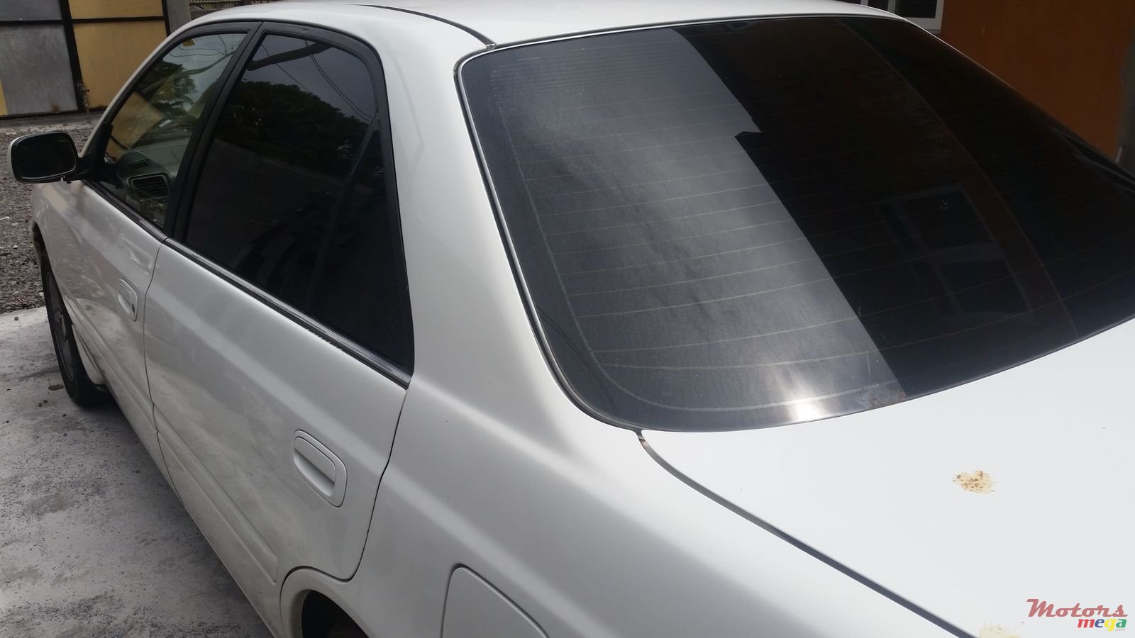 1999' Toyota Carina photo #1