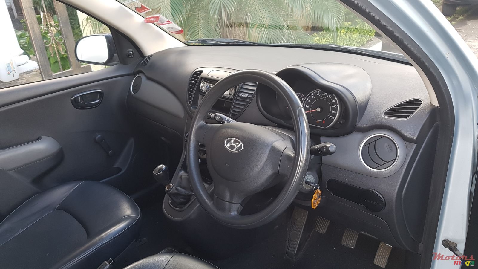 2013' Hyundai i10 photo #4