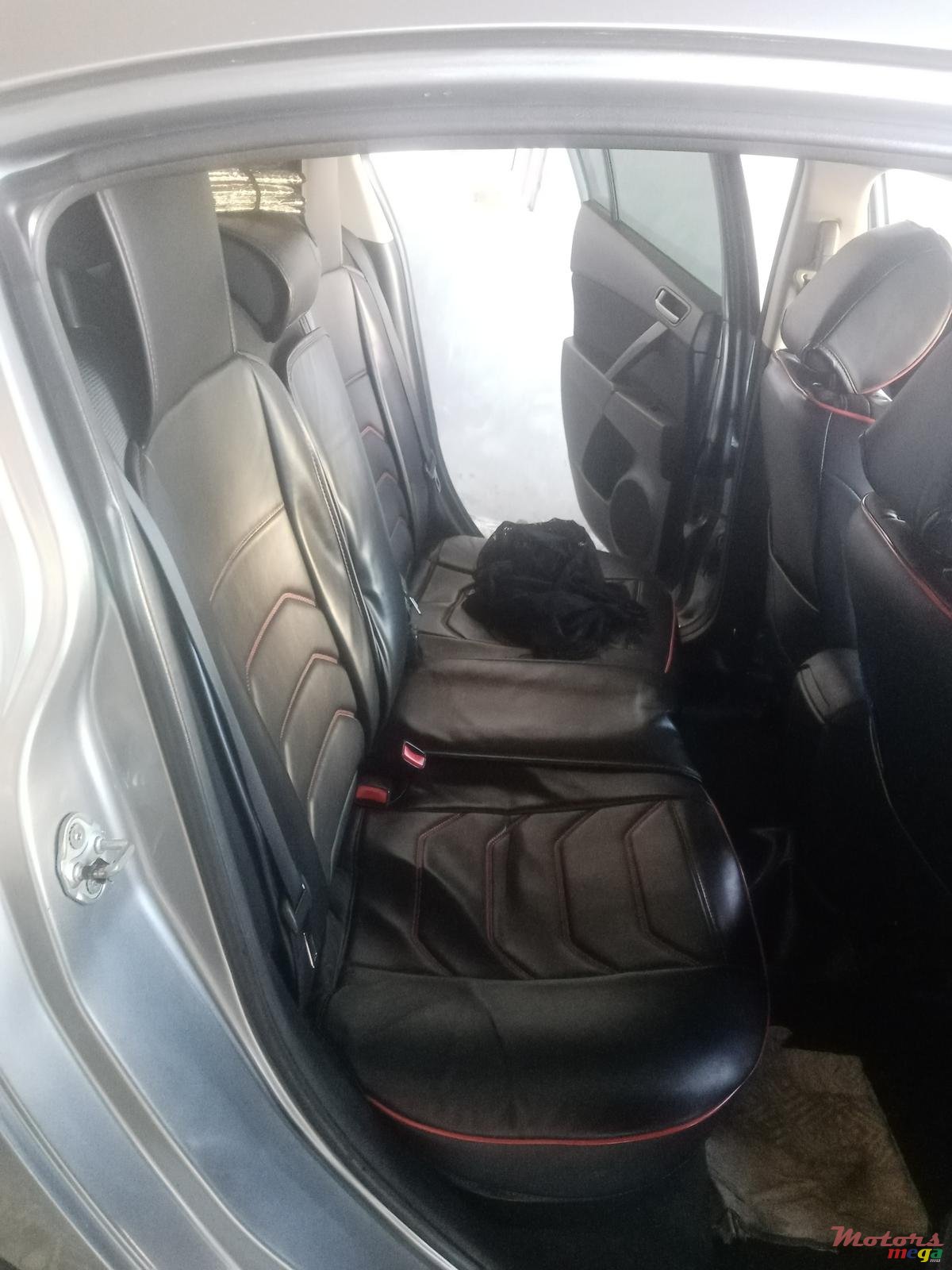 2010' Mazda 3 photo #2