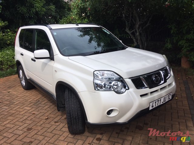 2012' Nissan X-Trail photo #1