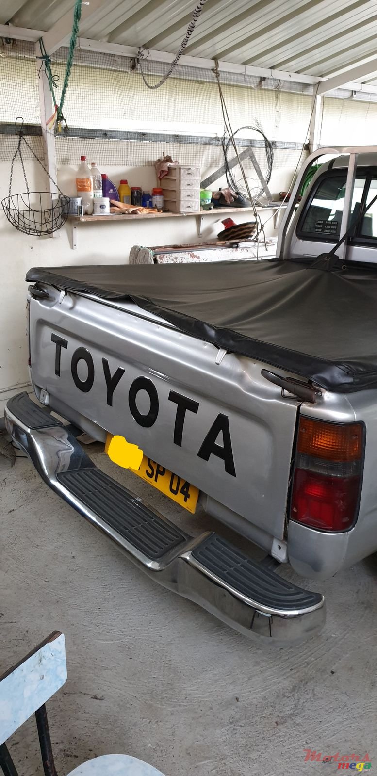 2004' Toyota photo #1