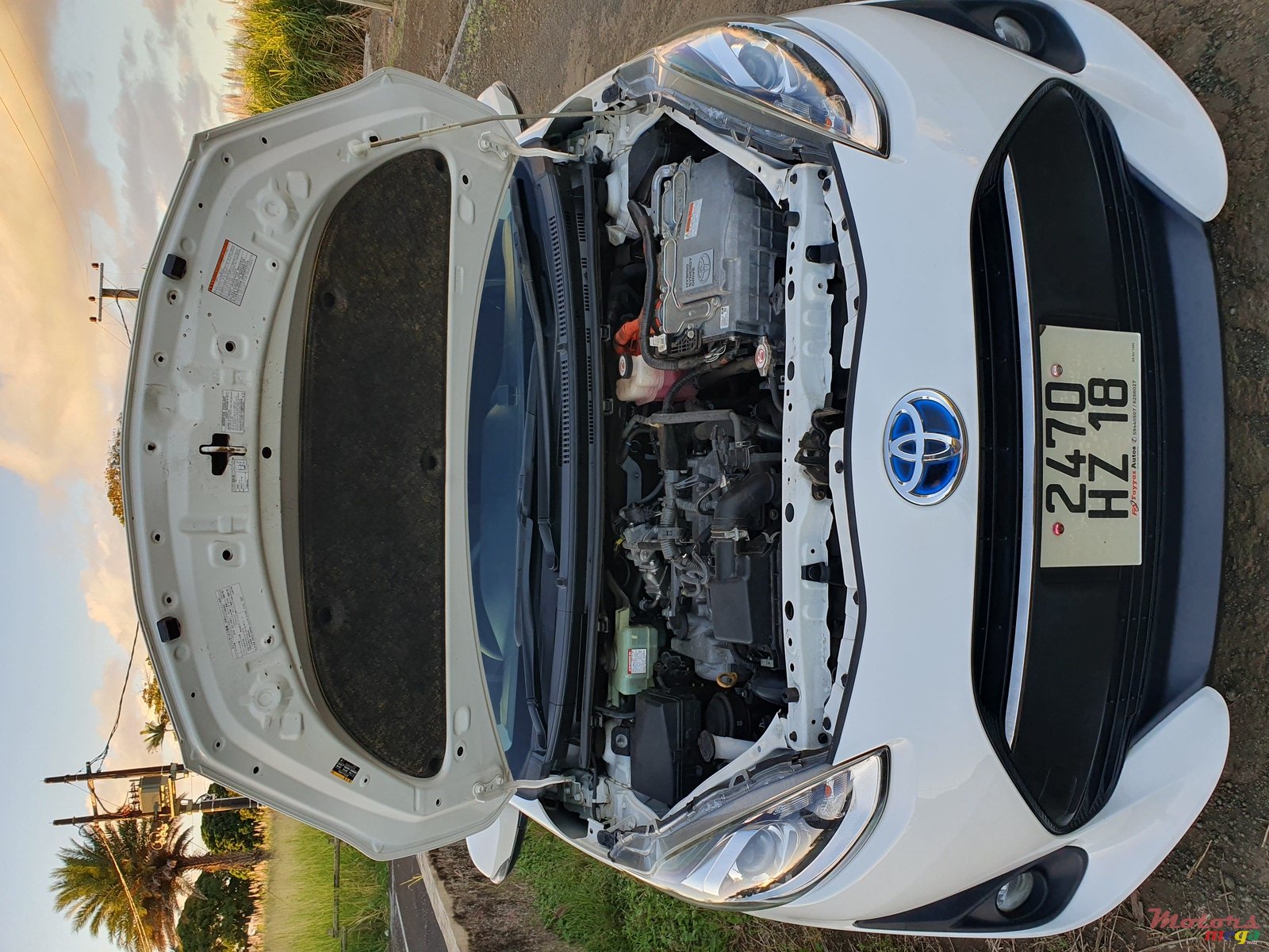 2018' Toyota Aqua photo #1