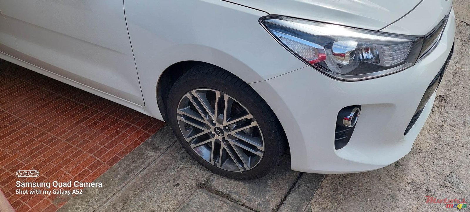 2021' Kia Rio photo #5