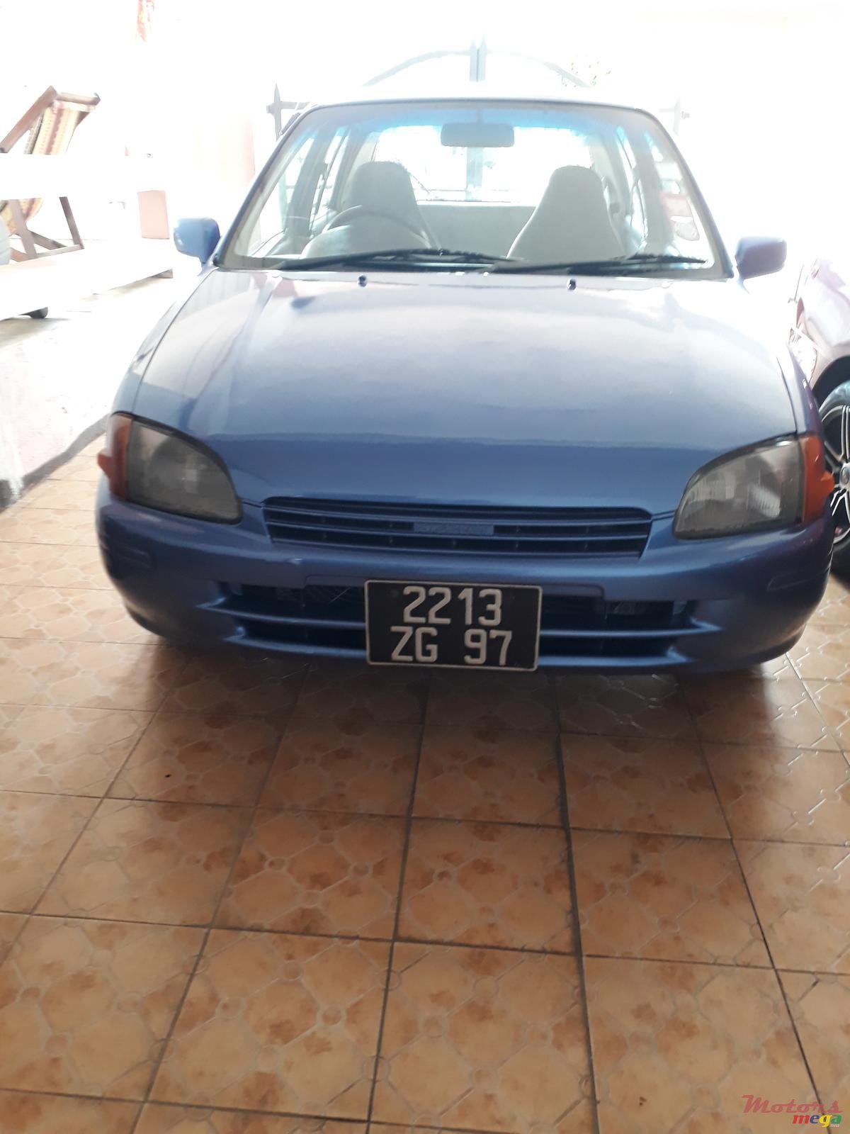 1997' Toyota Starlet photo #1