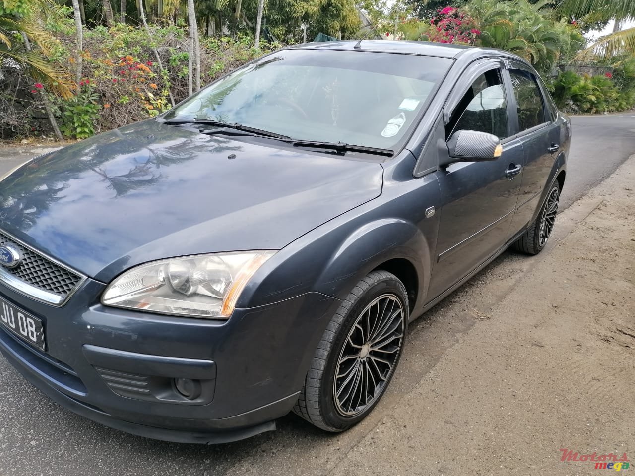 2008' Ford Focus photo #4