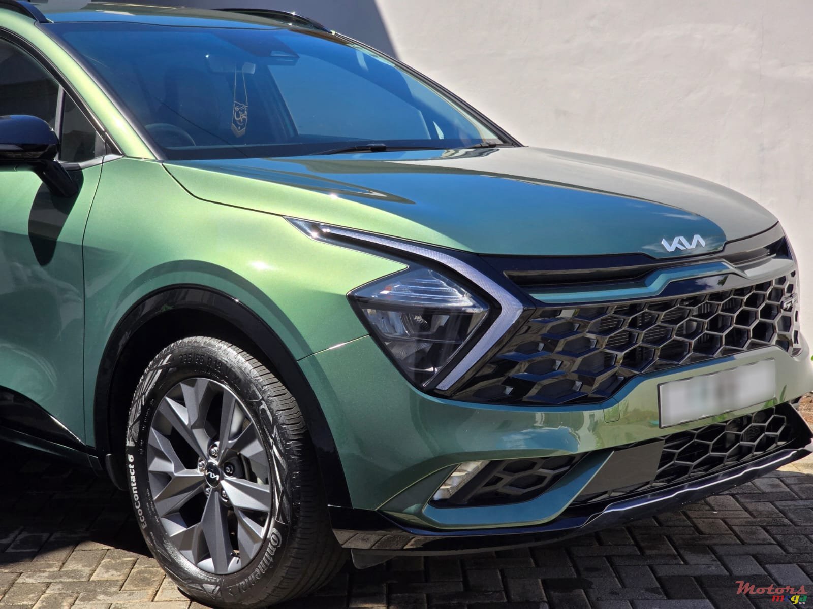 2025' Kia Sportage Hybrid SX Pack GT Line photo #2