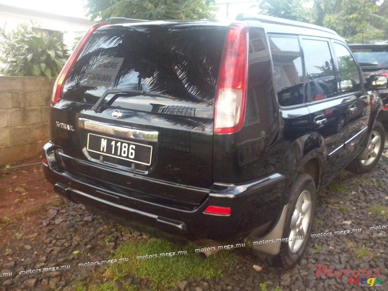 2001' Nissan X-Trail photo #3