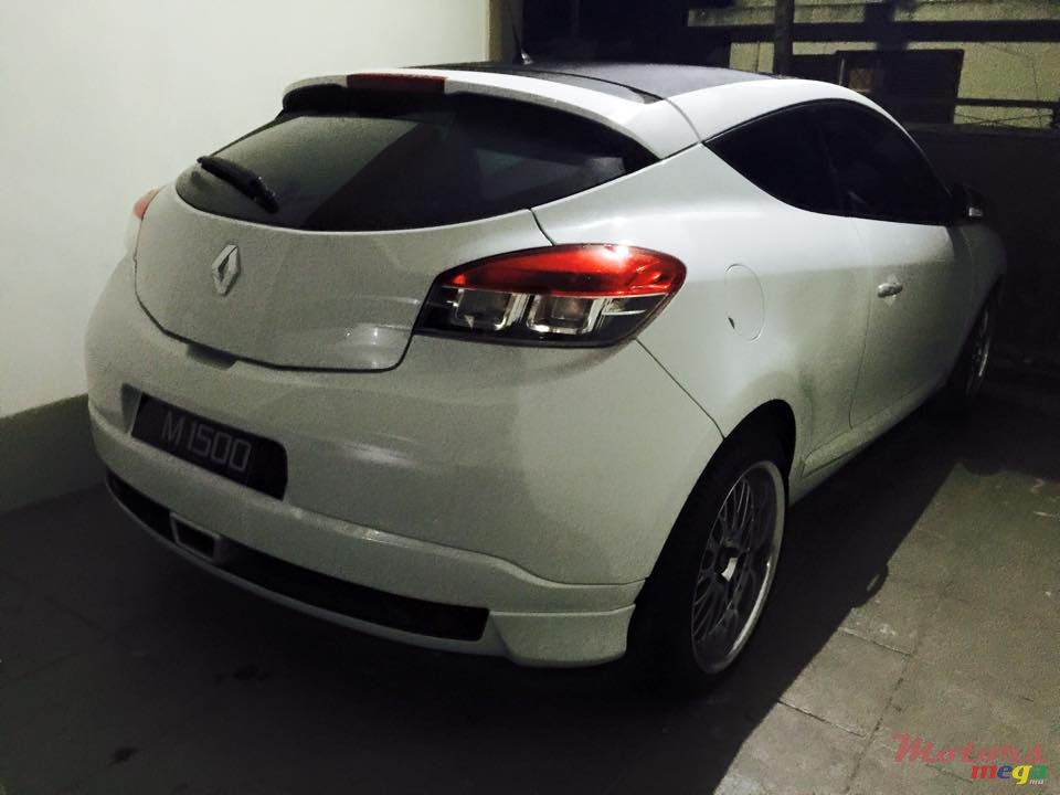 2010' Renault Megane RS fully tune photo #2