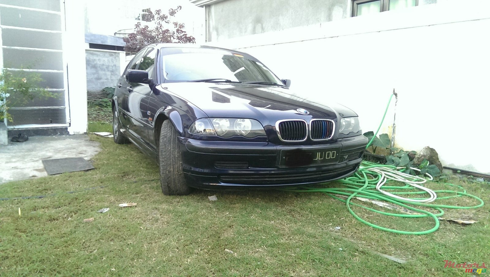 2000' BMW 318 photo #1