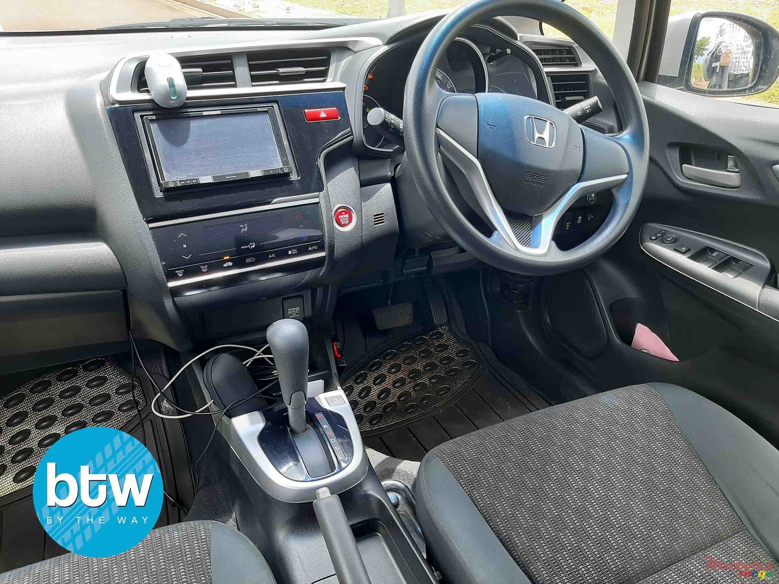 2015' Honda Fit photo #5