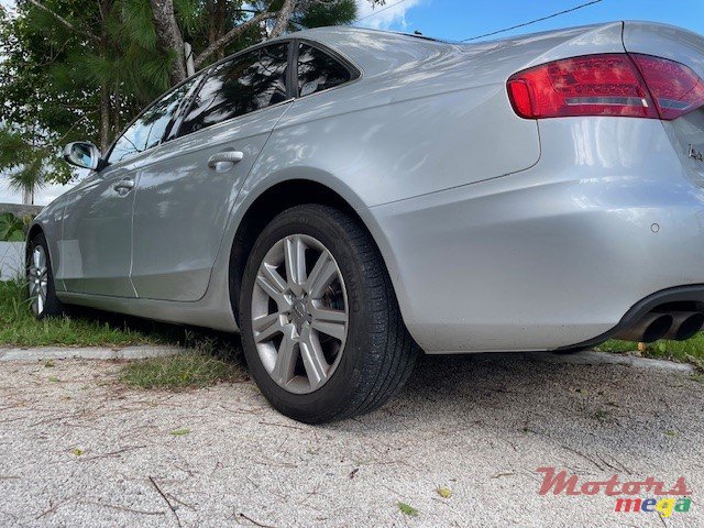 2012' Audi A4 photo #1