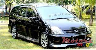 2002' Honda Stream photo #1