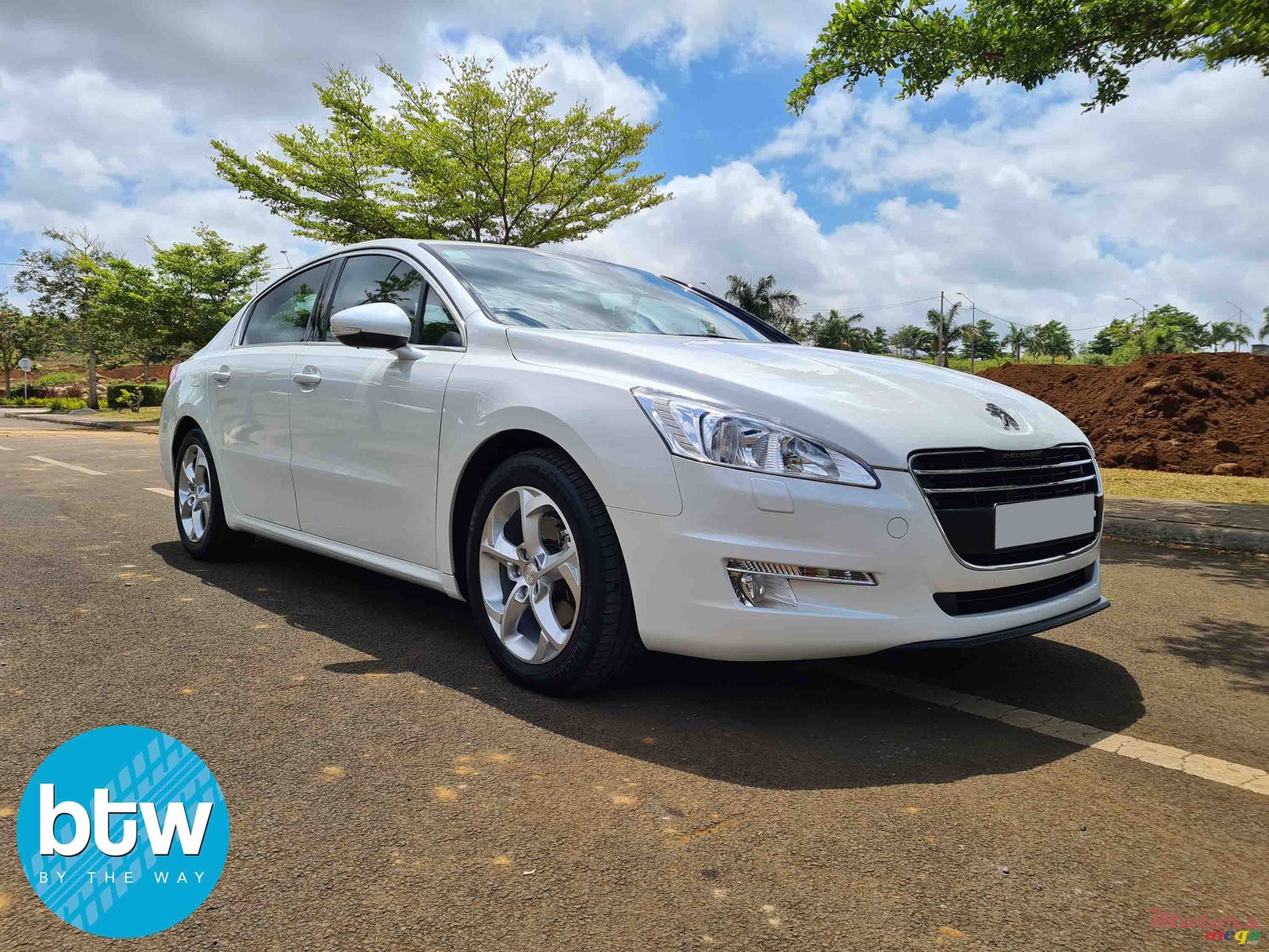 2015' Peugeot 508 photo #1