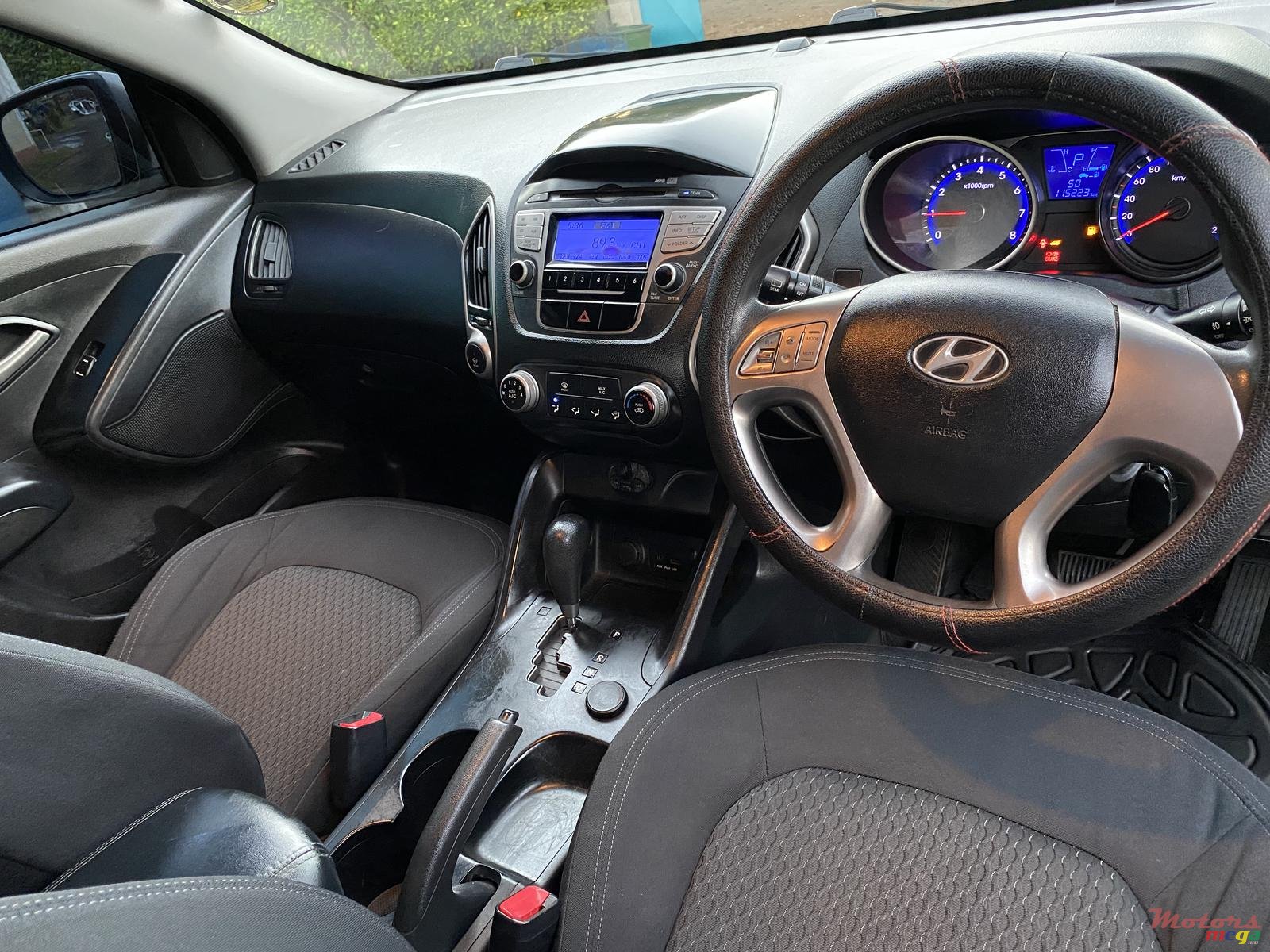 2010' Hyundai ix35 photo #5