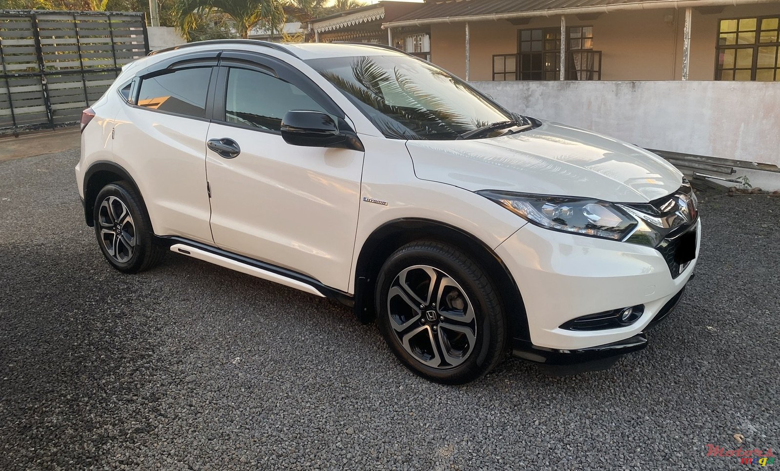 2014' Honda Vezel photo #3