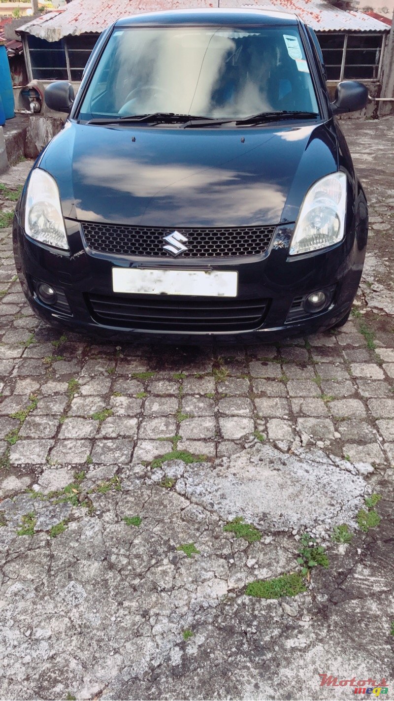 2010' Suzuki Swift Japan photo #2