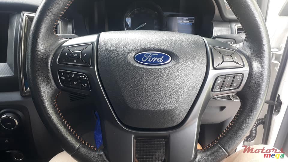 2017' Ford Ranger WILDTRAK photo #6